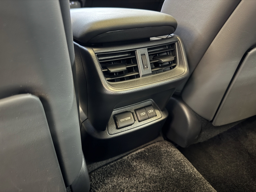Carro Lexus ES 300h