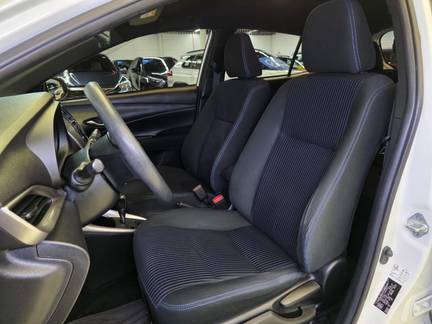 Toyota YARIS 1.5 16V FLEX XL PLUS CONNECT MULTIDRIVE 25