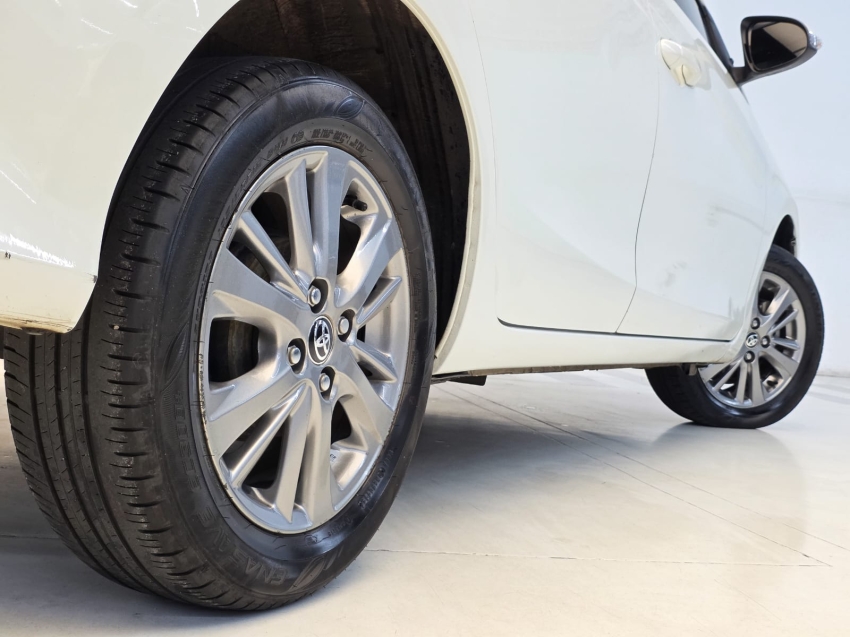 Toyota YARIS 1.5 16V FLEX XL PLUS CONNECT MULTIDRIVE 11