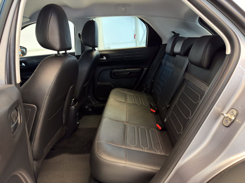 Citroen C4 CACTUS 1.6 THP FLEX SHINE PACK EAT6 26