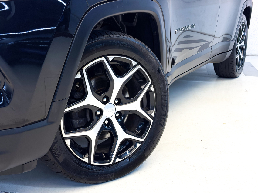 JEEP COMPASS 1.3 T270 TURBO FLEX LONGITUDE AT6 2