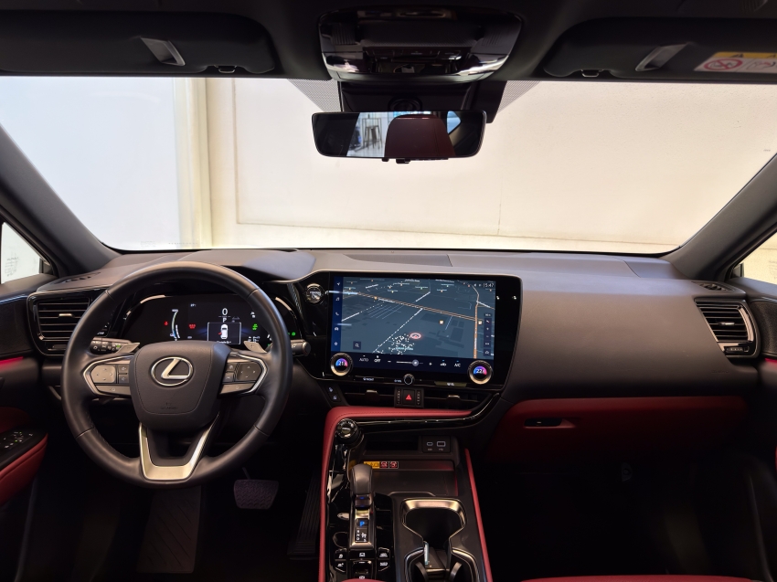 Lexus NX 450h+ 2.5 PHEV AWD CVT 14