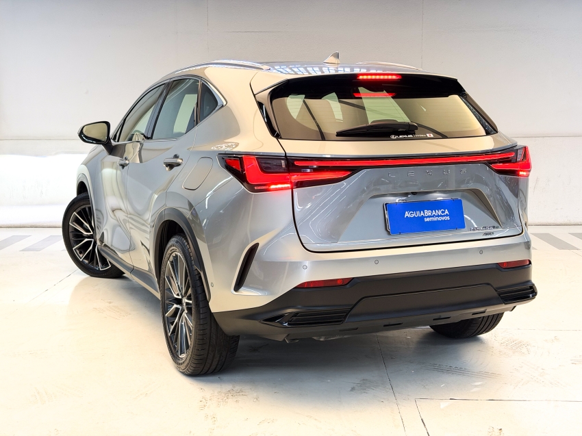 Lexus NX 450h+ 2.5 PHEV AWD CVT 7