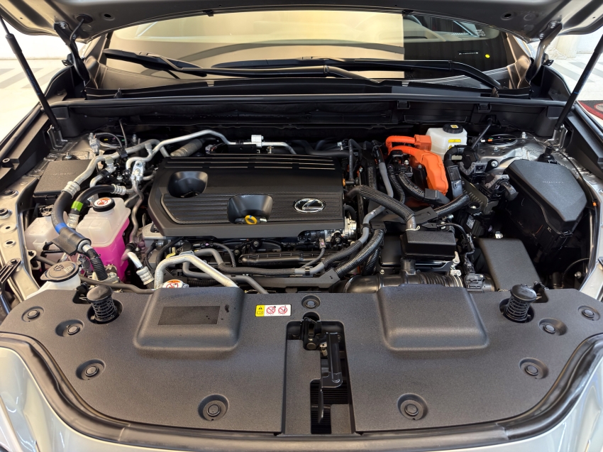 Lexus NX 450h+ 2.5 PHEV AWD CVT 6