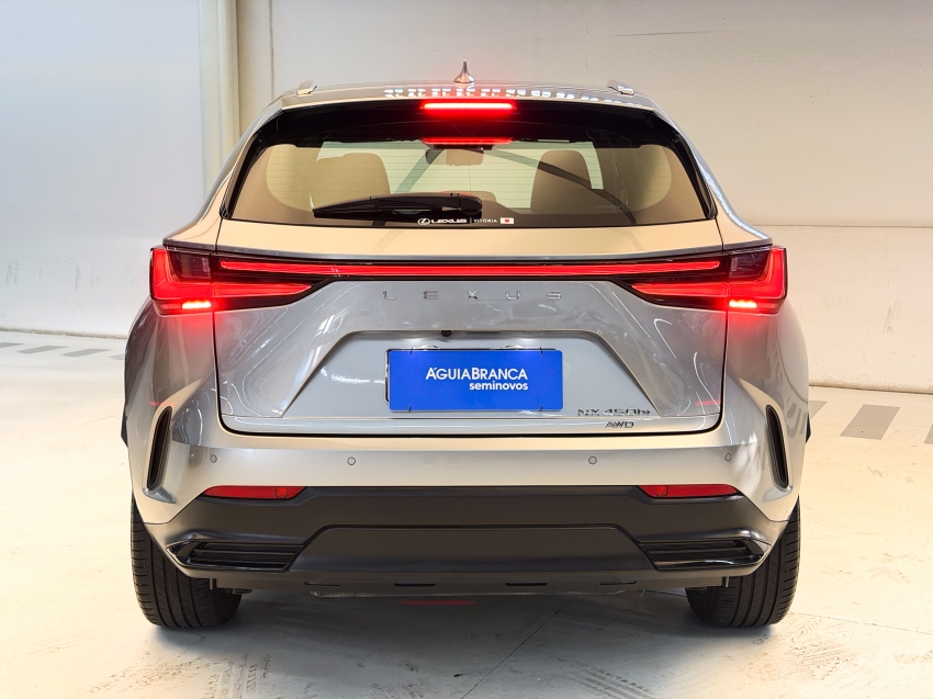 Lexus NX 450h+ 2.5 PHEV AWD CVT 8