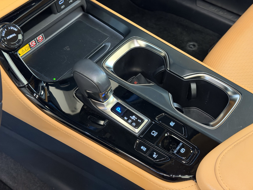 Lexus NX 350h 2.5 16V VVT-I HYBRID LUXURY CVT AWD 21