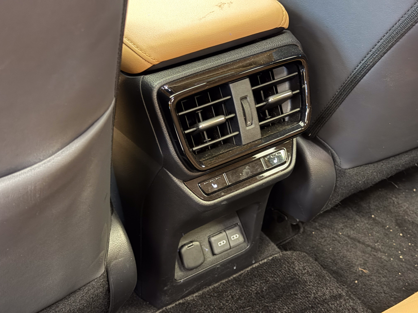 Lexus NX 350h 2.5 16V VVT-I HYBRID LUXURY CVT AWD 29