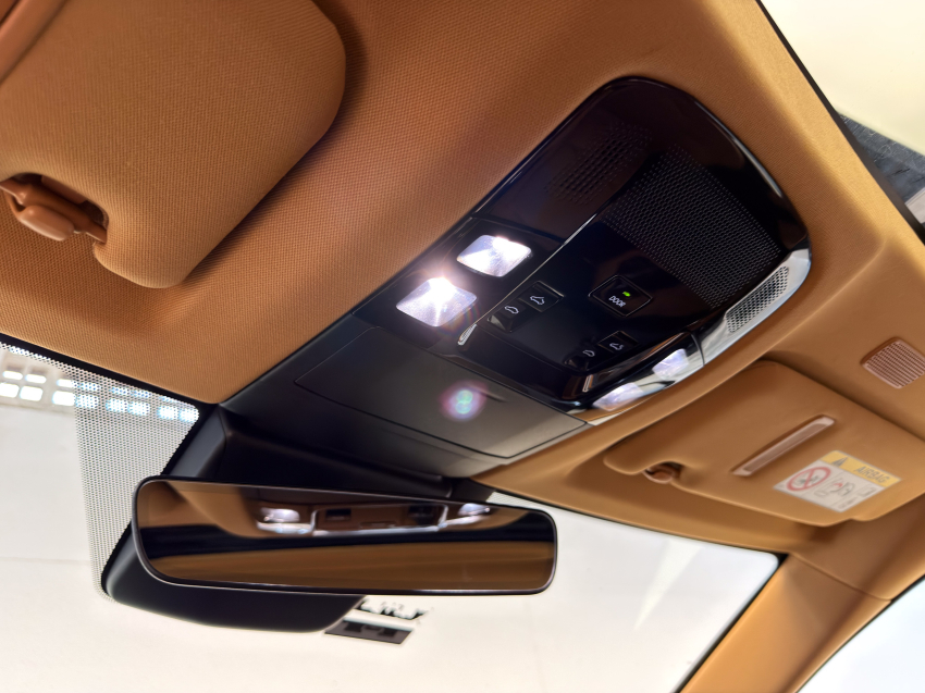 Lexus NX 350h 2.5 16V VVT-I HYBRID LUXURY CVT AWD 27