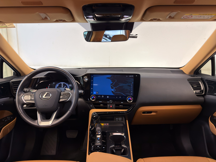 Lexus NX 350h 2.5 16V VVT-I HYBRID LUXURY CVT AWD 13