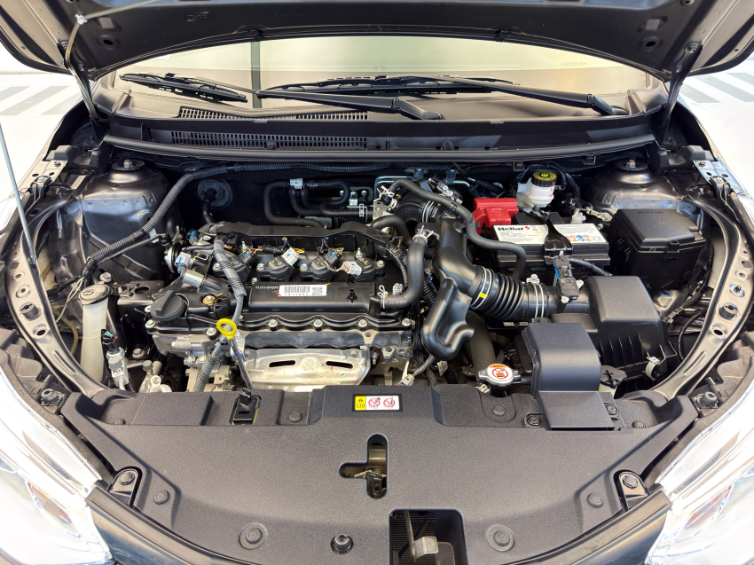 Toyota YARIS 1.5 16V FLEX XL MULTIDRIVE 6