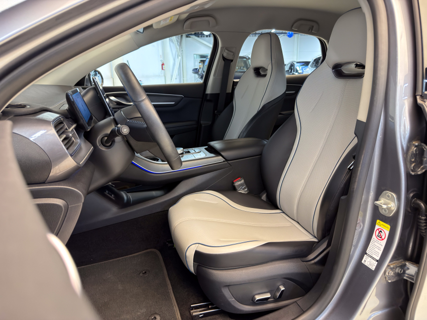 BYD KING 1.5 DM-I PHEV GS AUTOMÁTICO 23