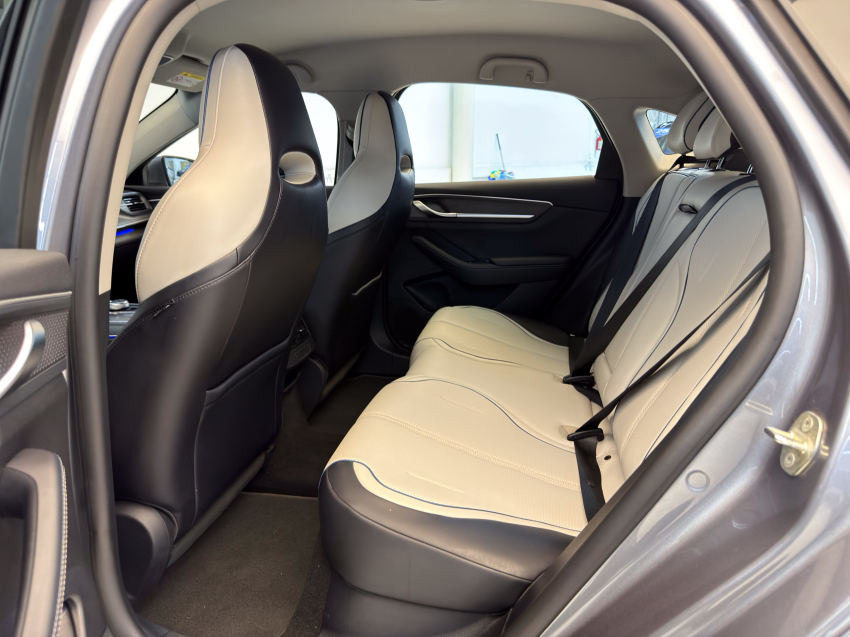BYD KING 1.5 DM-I PHEV GS AUTOMÁTICO 25