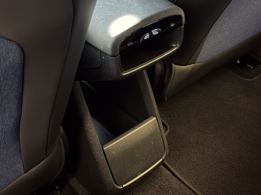 Volvo EX30 69 KW ELÉTRICO ULTRA 24