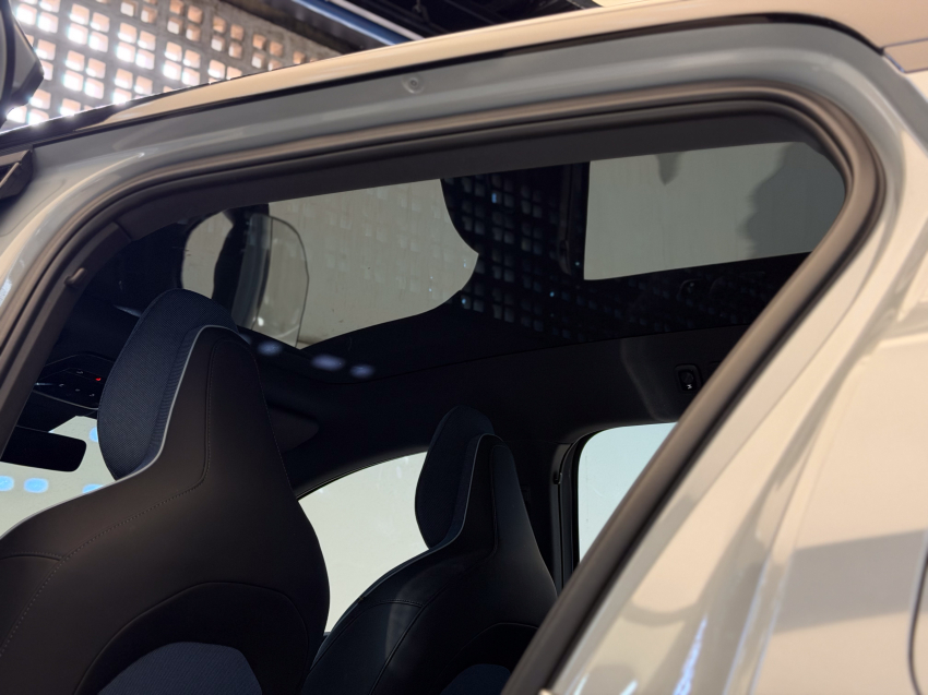 Volvo EX30 69 KW ELÉTRICO ULTRA 26