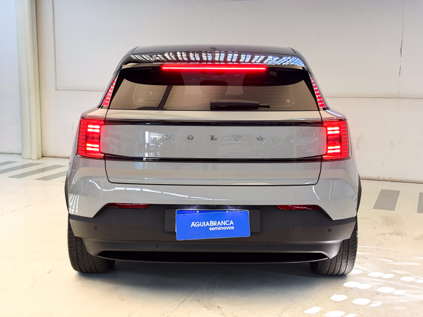 Volvo EX30 69 KW ELÉTRICO ULTRA 8