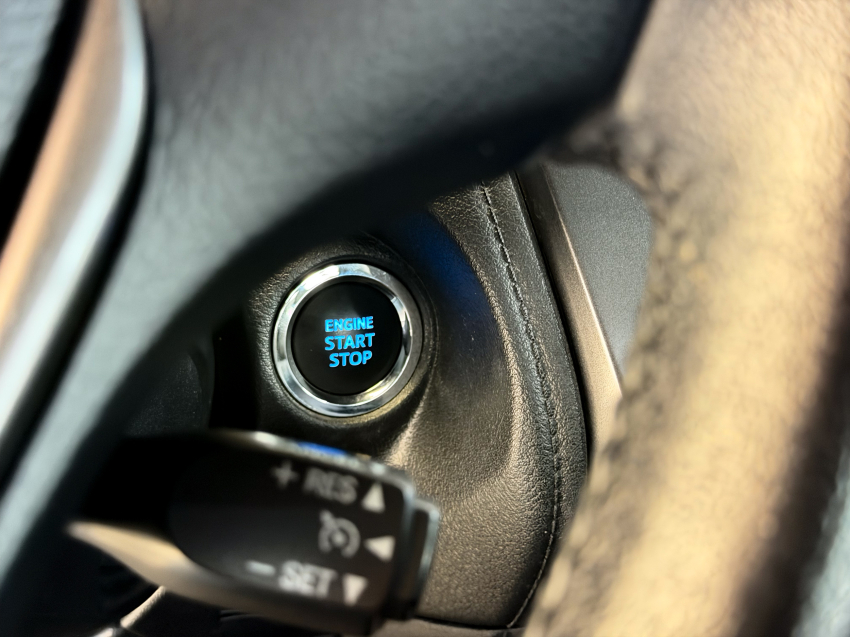 Toyota YARIS 1.5 16V FLEX XS MULTIDRIVE 16