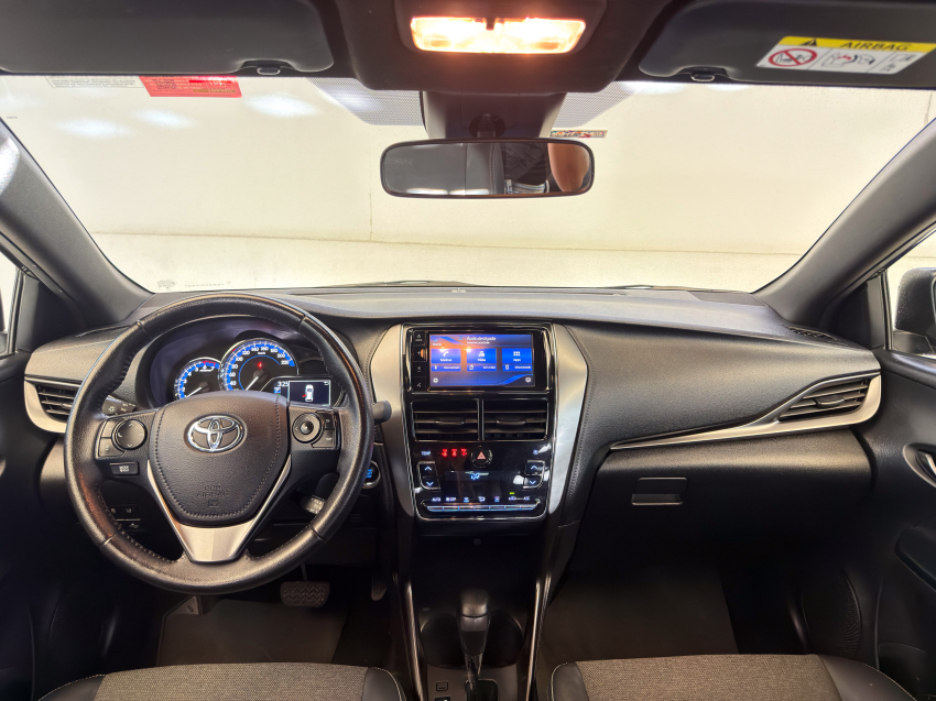 Toyota YARIS 1.5 16V FLEX XS MULTIDRIVE 13