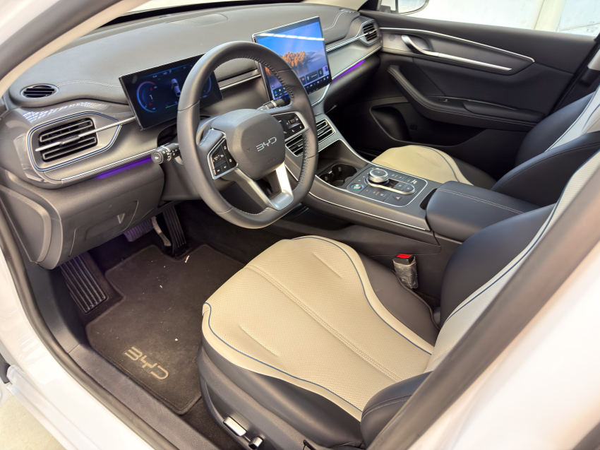BYD KING 1.5 DM-I PHEV GS AUTOMÁTICO 14
