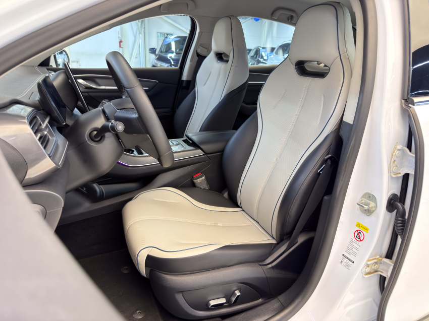BYD KING 1.5 DM-I PHEV GS AUTOMÁTICO 21