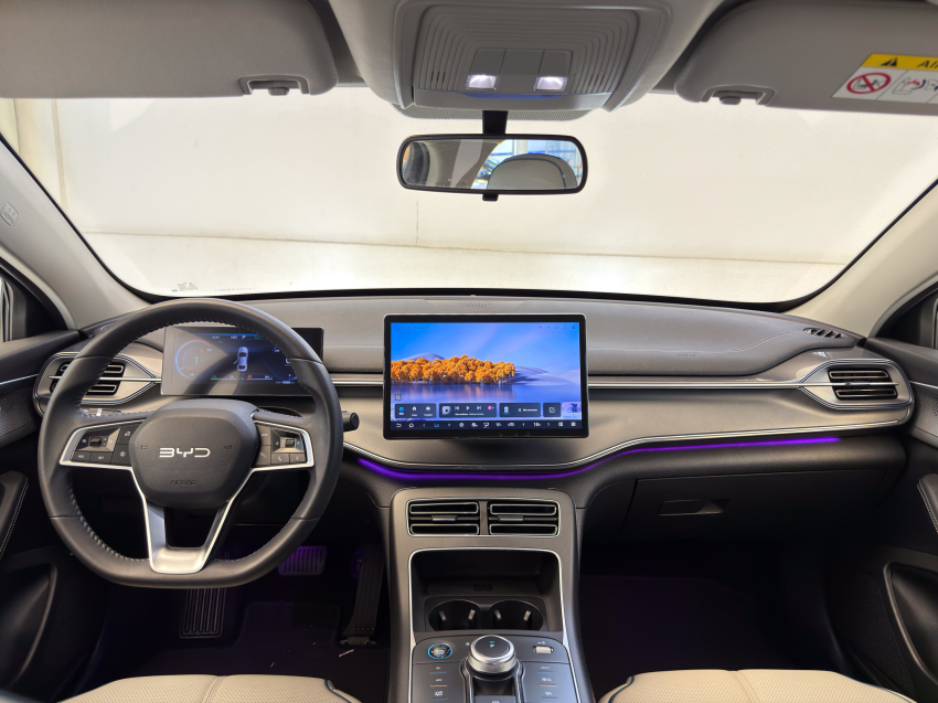 BYD KING 1.5 DM-I PHEV GS AUTOMÁTICO 13