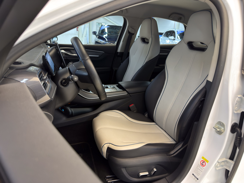 BYD KING 1.5 DM-I PHEV GL AUTOMÁTICO 22