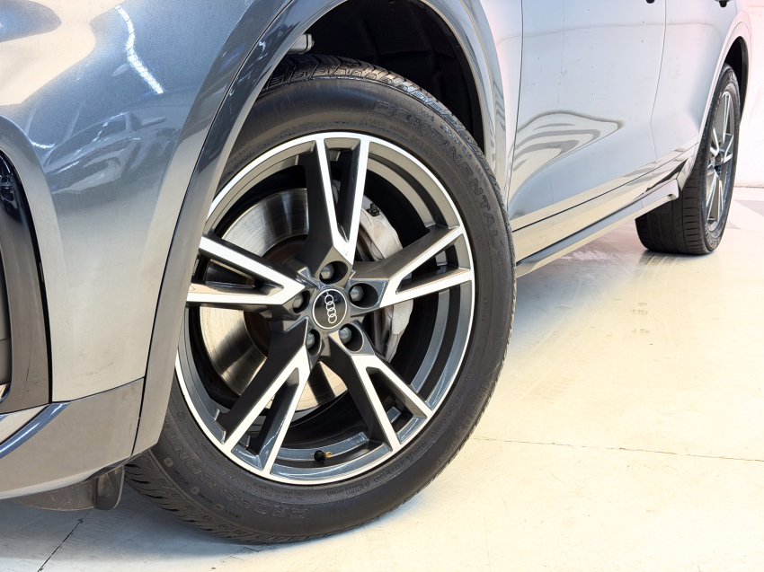 Audi Q5 2.0 55 TFSIE PHEV PERFORMANCE QUATTRO S TRONIC 2