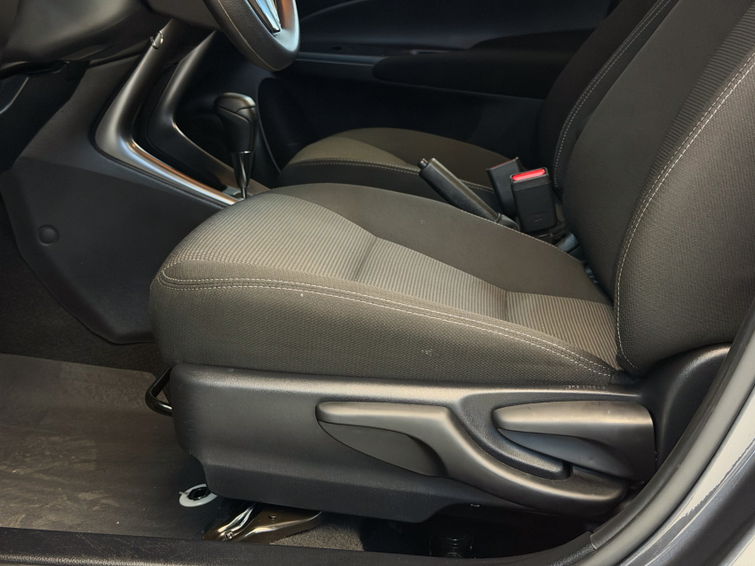 Toyota YARIS 1.5 16V FLEX XL MULTIDRIVE 23