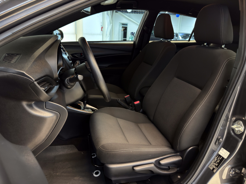 Toyota YARIS 1.5 16V FLEX XL MULTIDRIVE 22
