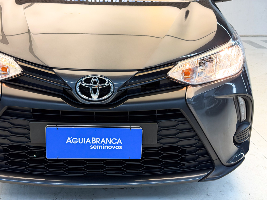 Toyota YARIS 1.5 16V FLEX XL MULTIDRIVE 4