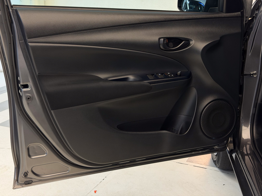 Toyota YARIS 1.5 16V FLEX XL MULTIDRIVE 20