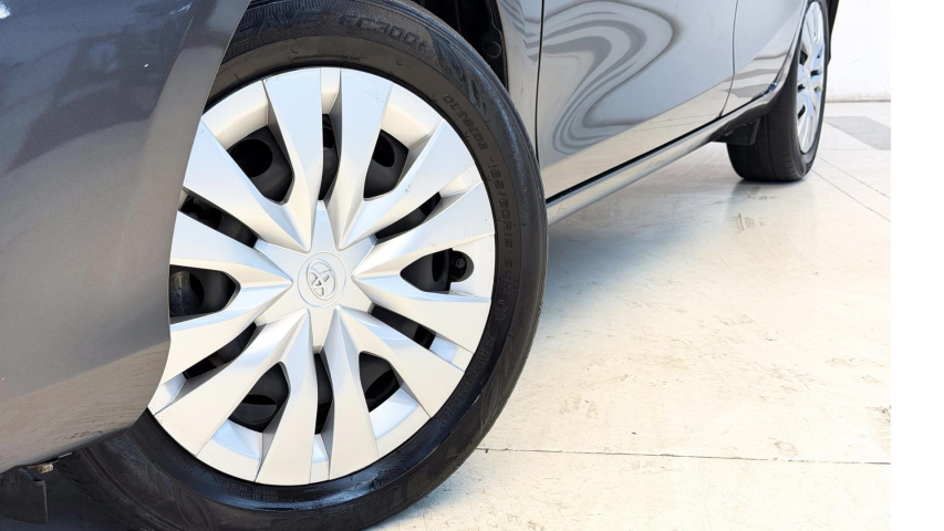 Toyota YARIS 1.5 16V FLEX XL MULTIDRIVE 2