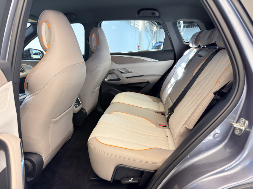 BYD SONG PRO 1.5 DM-I HÍBRIDO GL AUTOMÁTICO 27