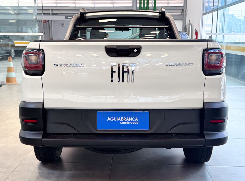 Carro Fiat STRADA