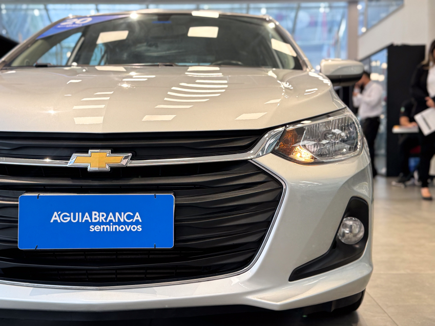 Carro Chevrolet ONIX