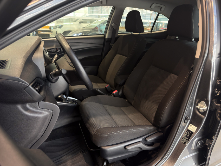 Toyota YARIS 1.5 16V FLEX SEDAN XL MULTIDRIVE 22