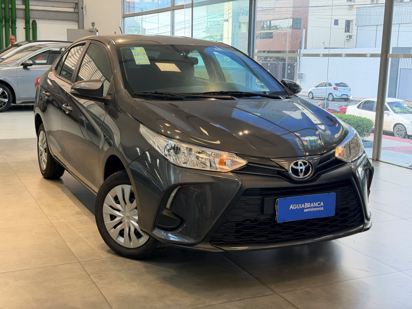 Toyota YARIS 1.5 16V FLEX SEDAN XL MULTIDRIVE 5