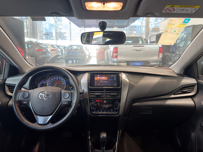 Toyota YARIS 1.5 16V FLEX SEDAN XL MULTIDRIVE 13