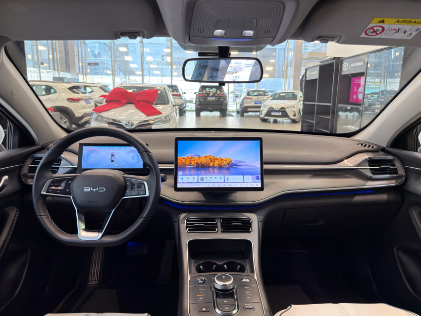 BYD KING 1.5 DM-I PHEV GS AUTOMÁTICO 13