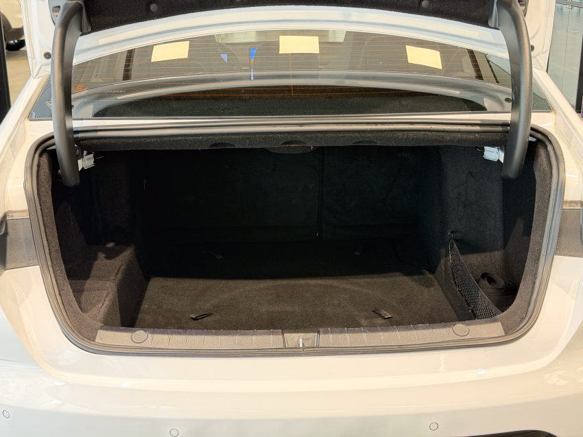 BYD KING 1.5 DM-I PHEV GS AUTOMÁTICO 11