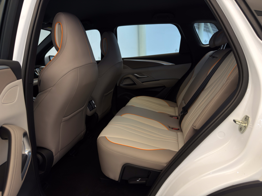BYD SONG PRO 1.5 DM-I HÍBRIDO GL AUTOMÁTICO 24