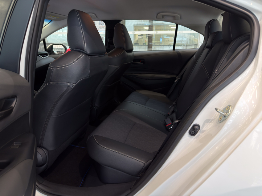 Toyota COROLLA 1.8 VVT-I HYBRID FLEX GLI CVT 26