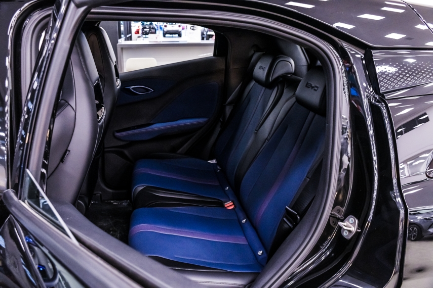 Carro BYD DOLPHIN MINI