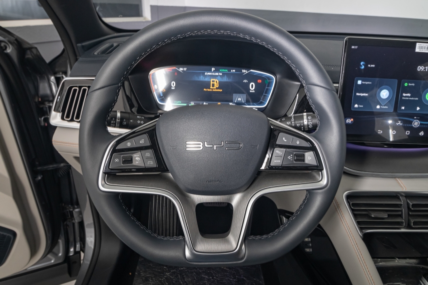 Carro BYD SONG PLUS