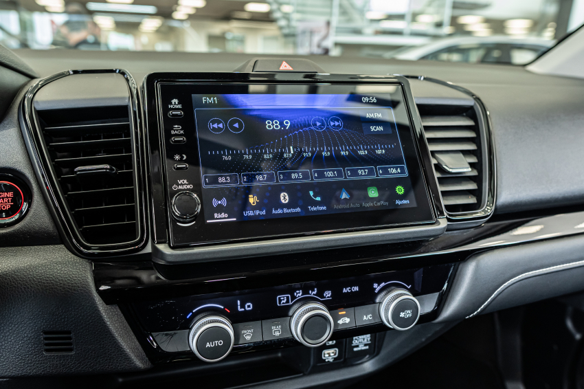 Honda CITY 1.5 i-VTEC FLEX HATCH TOURING CVT 17
