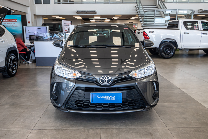 Toyota YARIS 1.5 16V FLEX XLS MULTIDRIVE 3