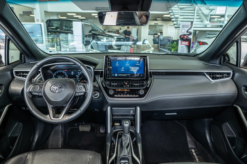 Toyota COROLLA CROSS 2.0 VVT-IE FLEX XRE DIRECT SHIFT 14