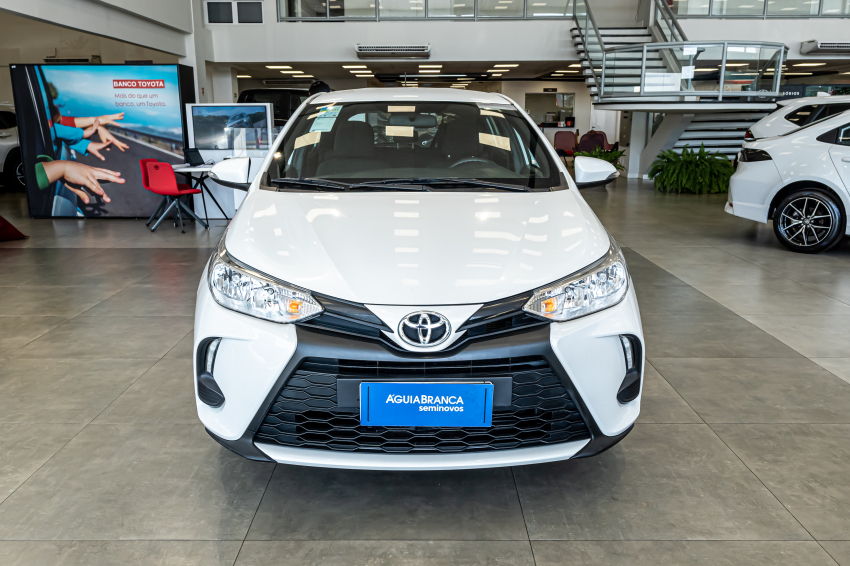 Toyota YARIS 1.5 16V FLEX XL MULTIDRIVE 3