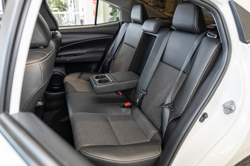 Toyota YARIS 1.5 16V FLEX SEDAN XS MULTIDRIVE 20
