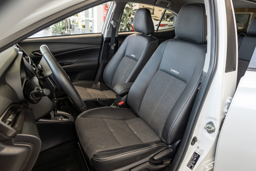 Toyota YARIS 1.5 16V FLEX SEDAN XS MULTIDRIVE 19