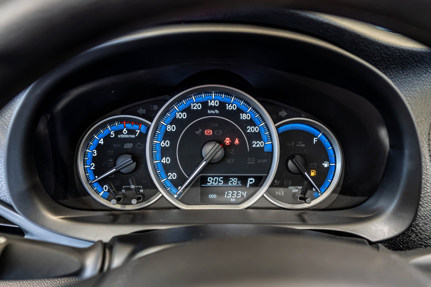 Toyota YARIS 1.5 16V FLEX XL MULTIDRIVE 12